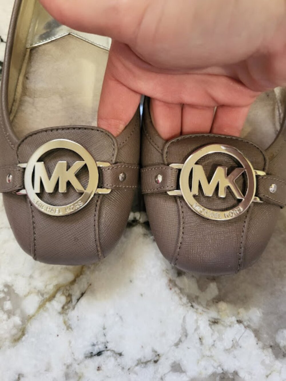 MICHAEL KORS GREY BALLET FLAT